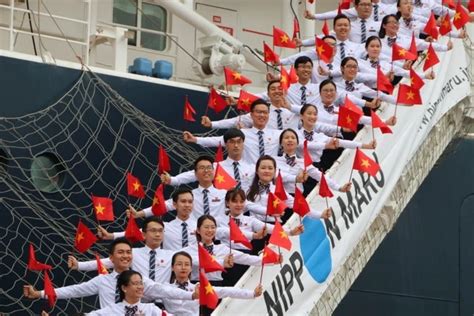 Le Congrès National de la Jeunesse du Vietnam: Une Étincelle d'Espoir et un Défi à l'Héritage Colonial